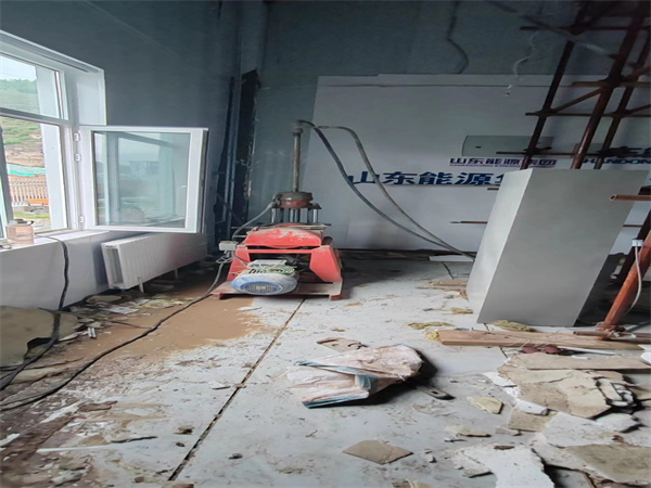 原阳地基基础下沉墙体裂缝加固注浆顶升施工