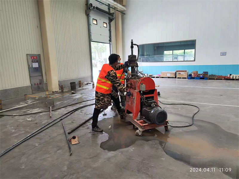 原阳厂房地面下沉塌陷注浆加固施工